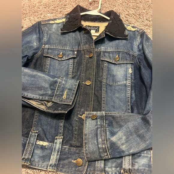 Iconic Couture Rhinestone Marilyn Monroe Denim Jacket – Lace Inlay – Size Small - Picture 4 of 4